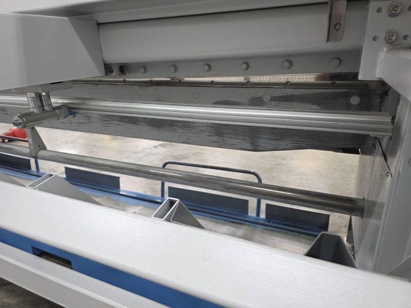 Schechtl SMT 310/BV 10′ x 16 Gauge Electro-Mechanical Shear – Serial #: MT12013