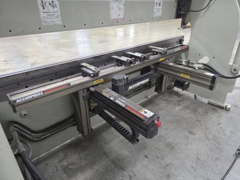 Accurpress 710010 100 Ton x 10′ 3-Axis CNC Hydraulic Press Brake
