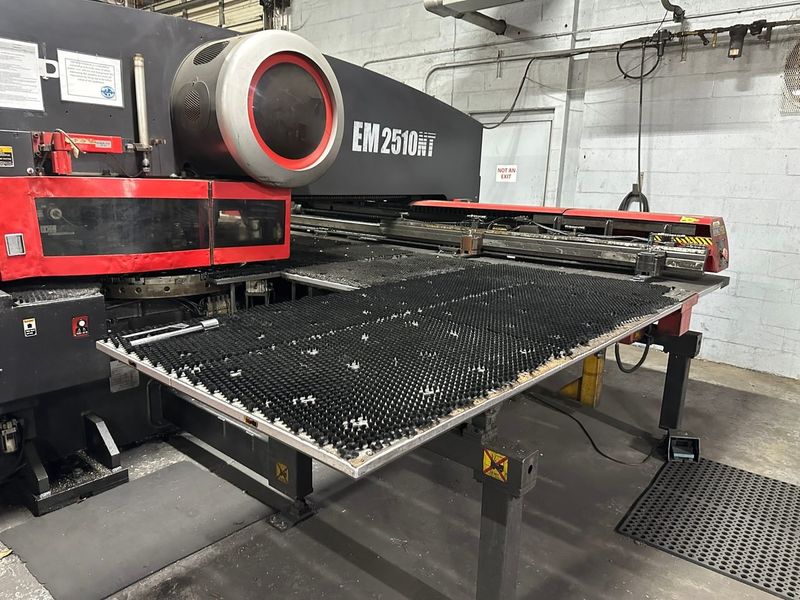 Amada EM 2510NT 22 Ton CNC Turret Punch