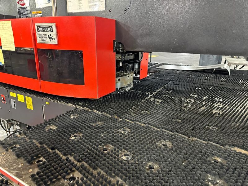 Amada AE 225NT 22 Ton CNC Turret Punch (2014)