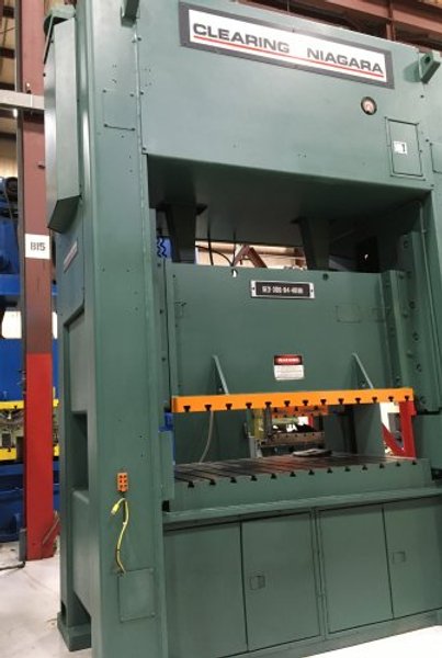 300 Ton Clearing/Niagara SE2-300-84-48UH, 8"Str, 32"SH, 35-70 VSPM, Windows, Flr Std, '96