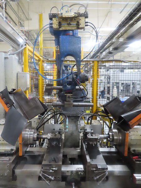West Michigan Spline, Inc Model: 32E Face & Center, New 2018, WITH ROBOT