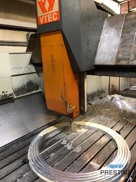 VTEC VF-4000, X-165", Y-90", Fanuc 18i CNC, 40 ATC, #50 Taper, 6,000 RPM, #30971