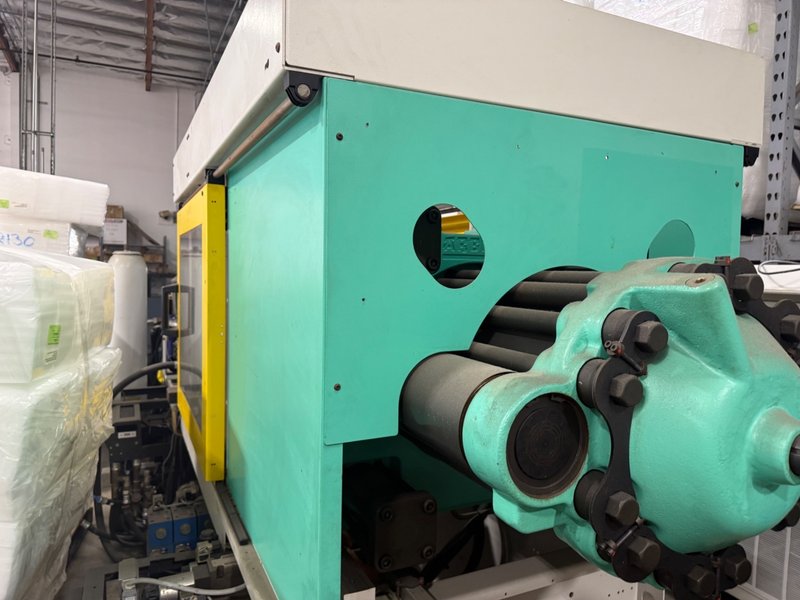 2004 ARBURG ALLROUNDER 470C 1500‐800 Injection Molding Machine