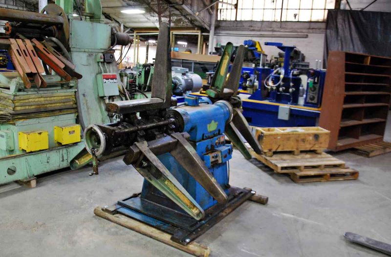 5,000 Lb. x 18" COOPER WEYMOUTH Double Uncoiler