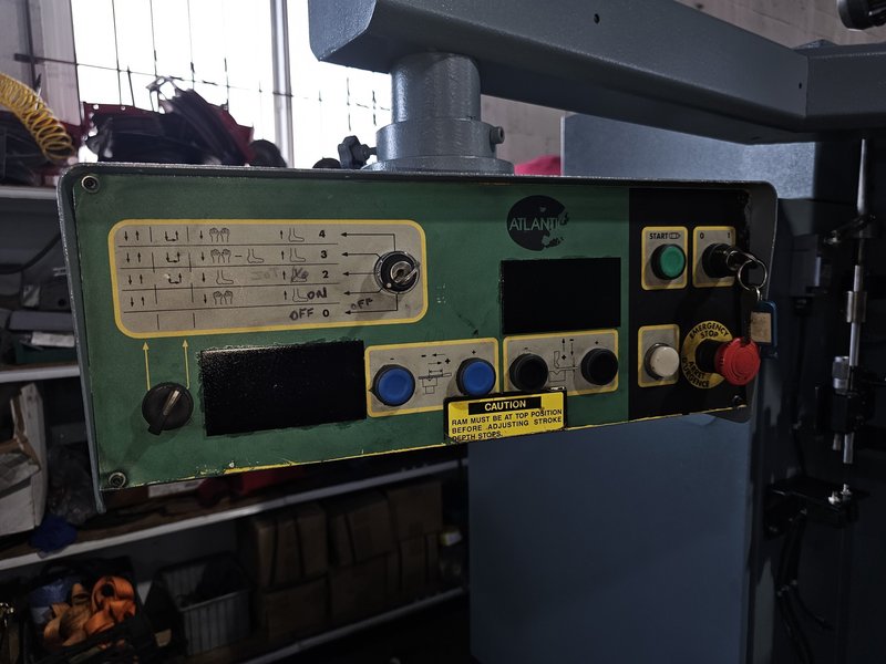 120 Ton, Haco ATLANTIC, HDE 120-10-8, hydraulic, 10' OA, 8'6"BH, 2000