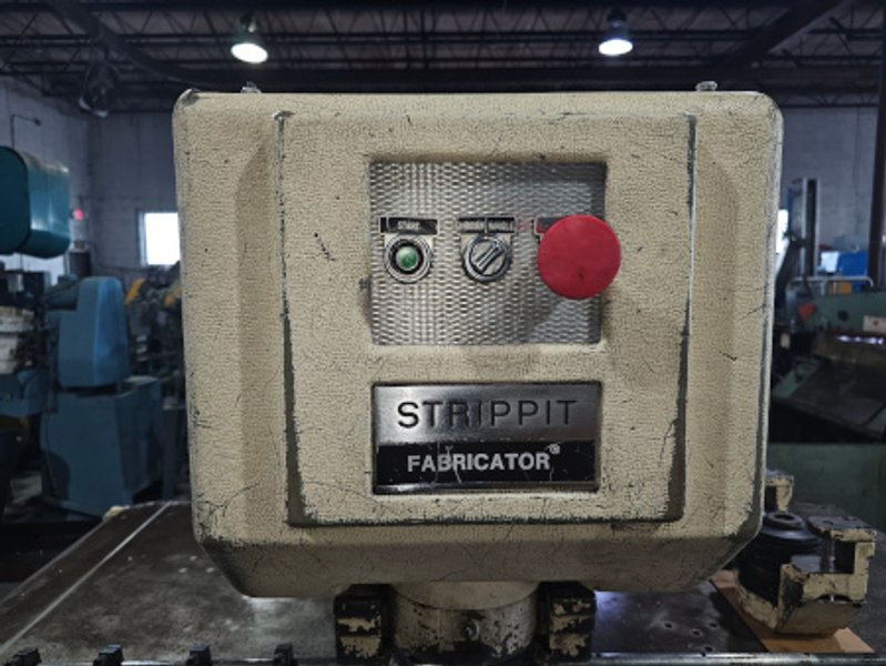 30 Ton, STRIPPIT, #3030, 1-1/4" & 3-1/2" holders, gauging, tooling, 1990   Our stock number: 7195
