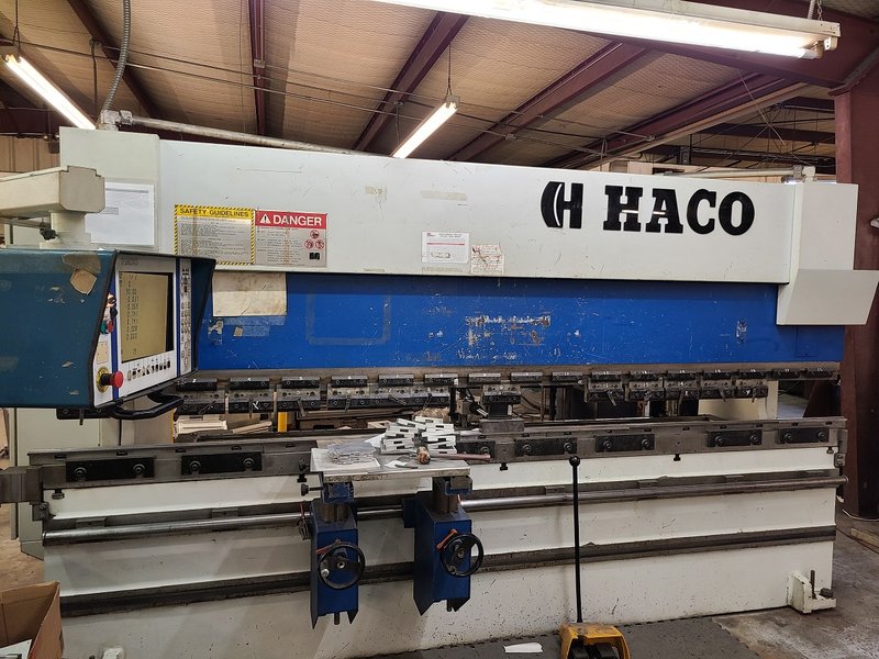 1995 Haco ERM 36135, 12' x 135 Ton, CNC Hydraulic Press Brake, 4 Axis Back Gauges