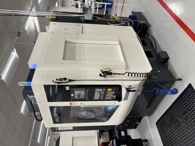 DMG MORI MillTap 700 5-Axis, 28.16.15", 24000 RPM, 25 Tools, 33 HP, BT 30 Big Plus, TSC, Probes, Chip, Pristine