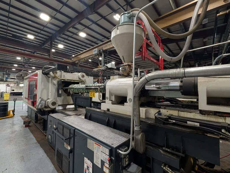 725 TON 140 OZ CINCINNATI MILACRON MS725 INJECTION MOLDING MACHINE, 2015 (2) AVAILABLE
