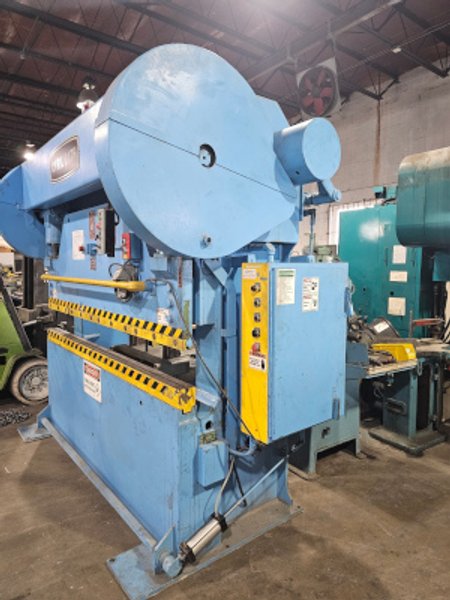 80 Ton, CYRIL BATH, #80-3-6, mechanical, 8' x 3/16", 8'AOL, 6'6"BH, PFOBG, 1978   Our stock number: 7209