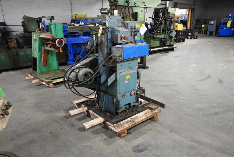 25 Ton x 2-1/4″ YODER P25 Cut-Off Press