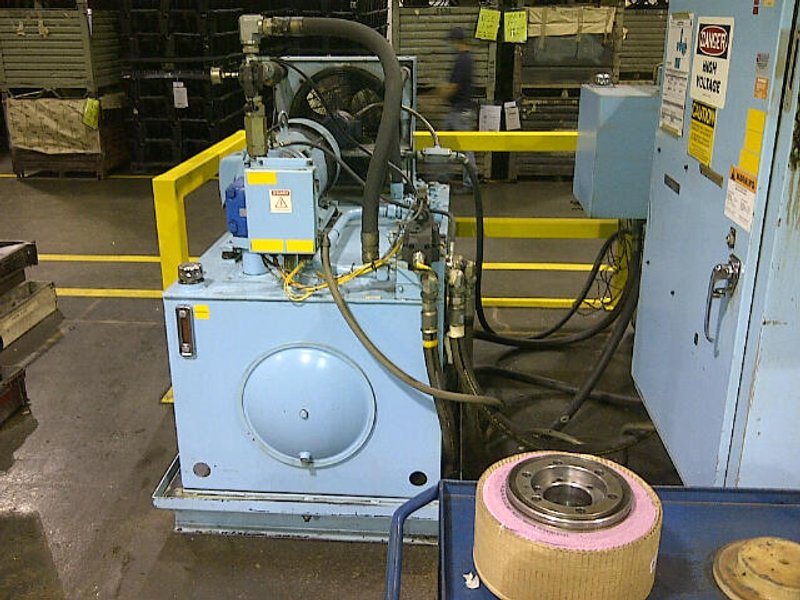 36” ANDERSON COOK 240 ROTO-FLO SPLINE ROLLER, NEW 2004