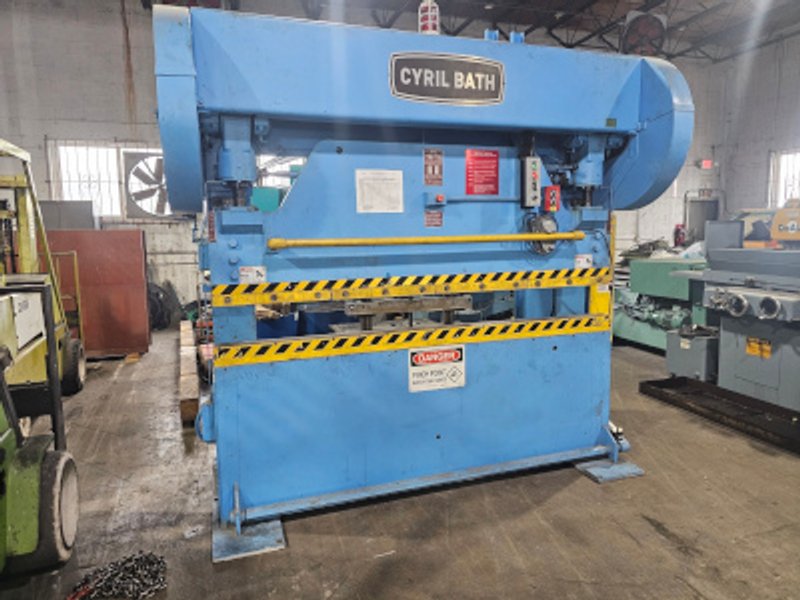 80 Ton, CYRIL BATH, #80-3-6, mechanical, 8' x 3/16", 8'AOL, 6'6"BH, PFOBG, 1978   Our stock number: 7209