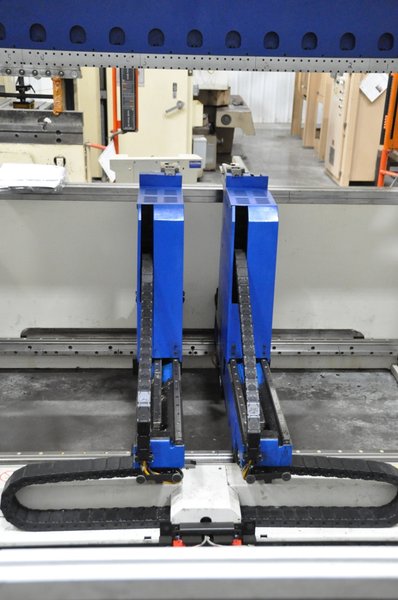 93 tON X 100"  TRUMPF HYDRAULIC PRESS BRAKE