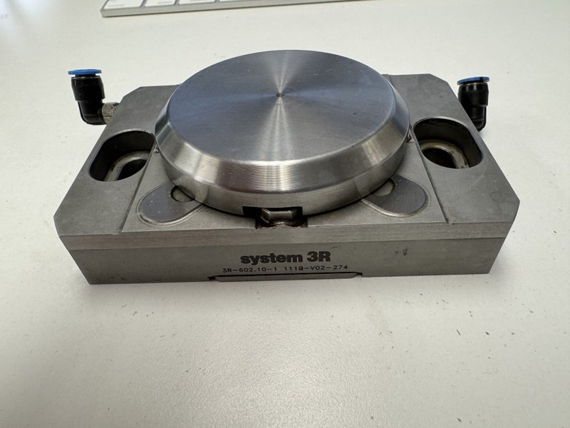 System 3R Tooling,
Vises, Chucks, Adaptors, ATC Forks, Check Ruler, Control Rod, Pallets, Probes