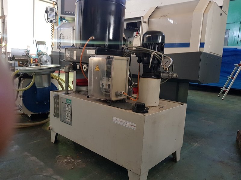 STUDER S-33 CNC UNIVERSAL OD/ID CNC GRINDER, NEW 2012