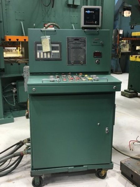 300 Ton Clearing/Niagara SE2-300-84-48UH, 8"Str, 32"SH, 35-70 VSPM, Windows, Flr Std, '96