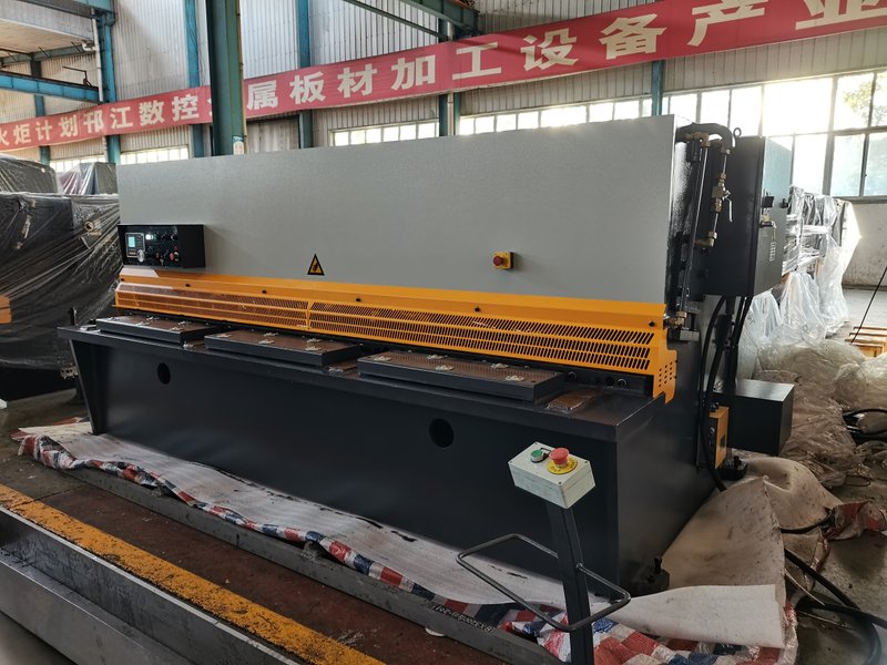 1/4" x 10', FICOM, #QC12Y-8x3200, 20 HP, hydraulic, Estun E21S BG, NEW