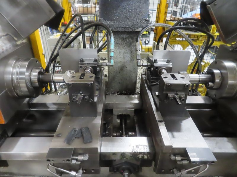 West Michigan Spline, Inc Model: 32E Face & Center, New 2018, WITH ROBOT