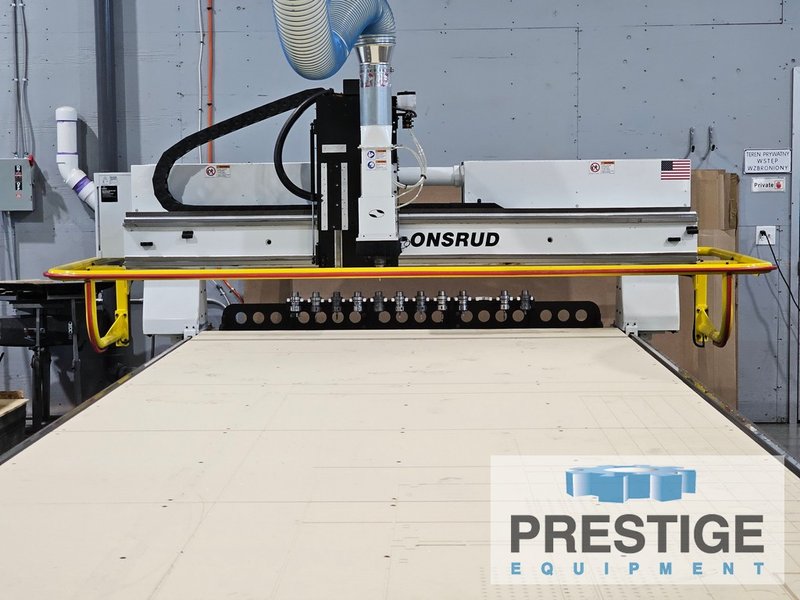 Onsrud 5100M12, X-200", Y-84", 24,000 RPM, Fanuc Oi Control, 12 Sta. ATC, Vacuum Table, Dust Collector, 2019, #43495