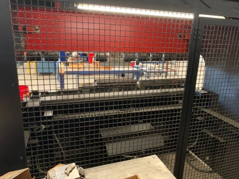 88 TON X 8' AMADA HDS8025NT SERVO-HYDRAULIC CNC PRESS BRAKE
MFG:2009