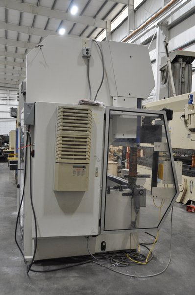 93 tON X 100"  TRUMPF HYDRAULIC PRESS BRAKE