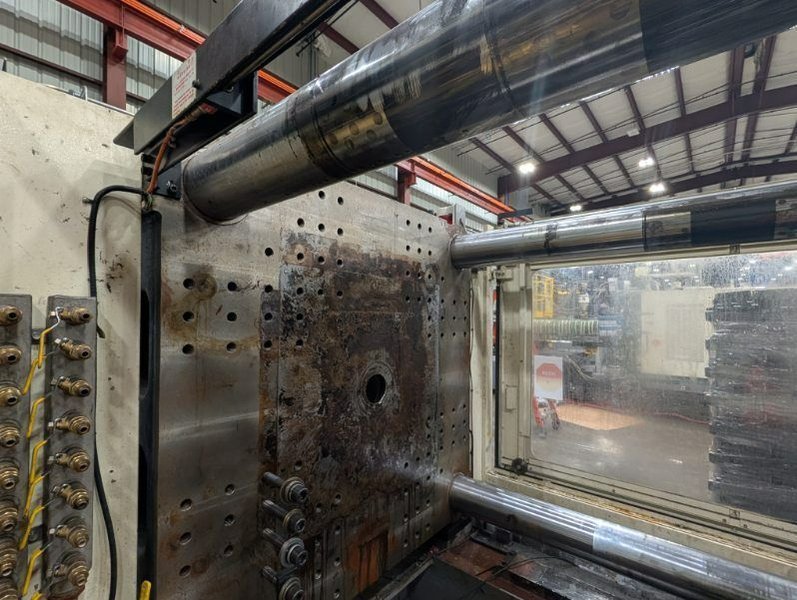 618 TON 132 OZ NISSEI FVX560III-310L INJECTION MOLDING MACHINE, 2017