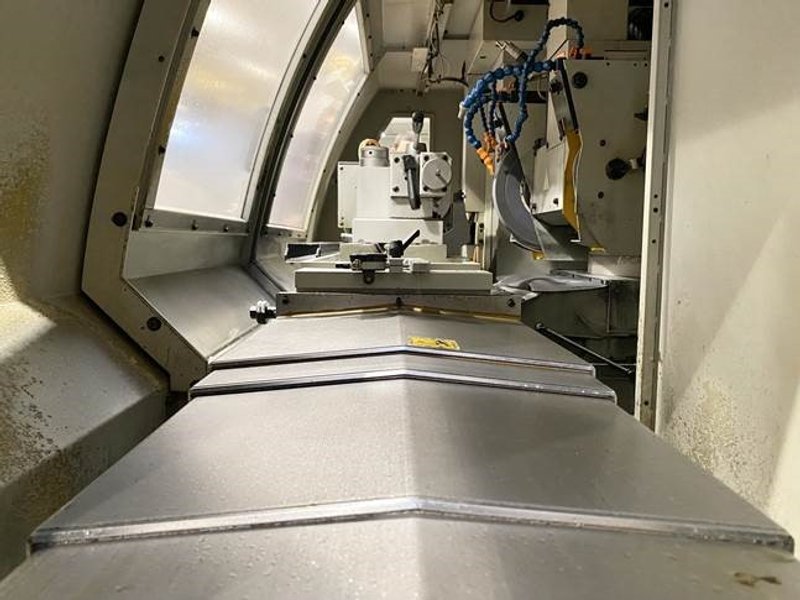 JONES & SHIPMAN SUPREMA EASY 650 M UNIVERSAL I.D./O.D. CYLINDRICAL GRINDER, NEW 2011 INSATLEED 2012, 2-OD AND 1-ID SPINDLE DESIGN