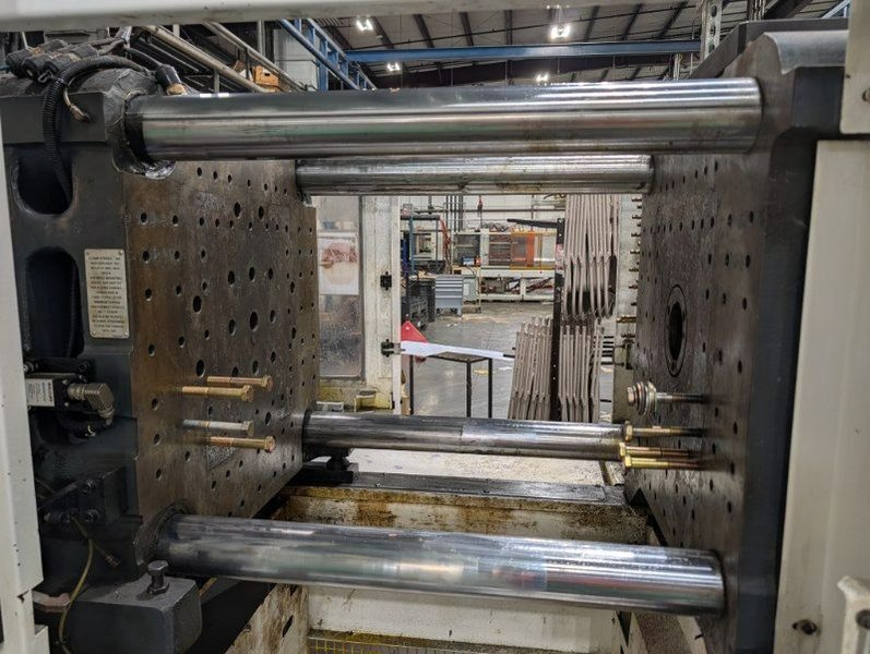 170 TON 15.8 OZ CINCINNATI MILACRON MAGNA T SERVO 170 INJECTION MOLDING, 2014