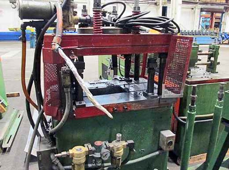 10 Stand x 1-1/4" x 10" B&K/MV Rollforming Line