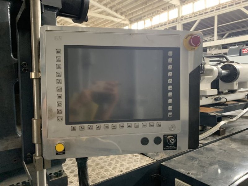 2015 310 TON CINCINNATI MILACRON CNC MTS310 INJECTION MOLDING MACHINE