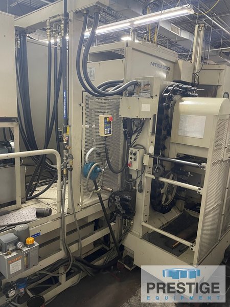 Mitsui Seiki HS3A 4-Axis, X-21.6", 15.7" Pallets, 6000 RPM, Fanuc 15M, 32 ATC, Chip Conveyor, #31949