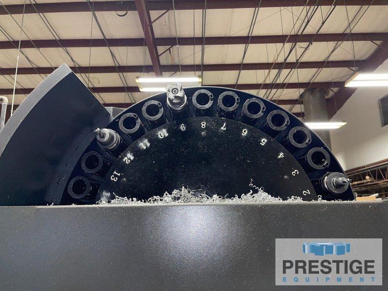 Doosan DNM 500, X-40", Y-20", 47" x 21" Table, 8,000 RPM, CAT #40, Fanuc i CNC, 30 ATC, 2010, #32479