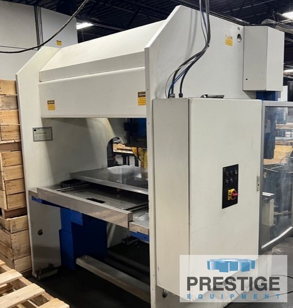 60 Ton Trumpf Trumabend C60, 82" OA, 69" BH, Trumpf 6-Axis CNC, Crowning, 2003, #32415