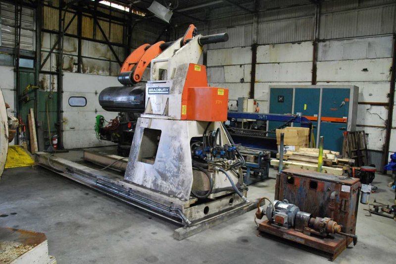 20,000 Lb. x 48″ BRADBURY Uncoiler w/Hold Down & Coil Car