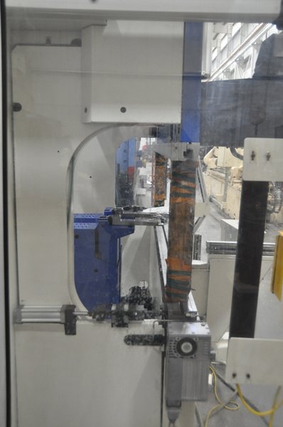 93 tON X 100"  TRUMPF HYDRAULIC PRESS BRAKE