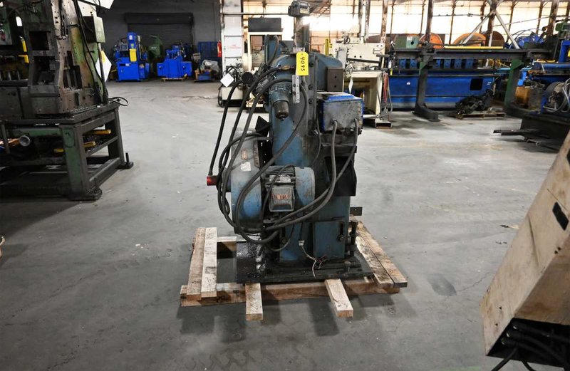 25 Ton x 2-1/4″ YODER P25 Cut-Off Press