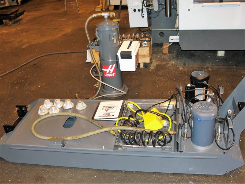 Haas VF-2, 10,000 RPM, 24 Side Mount ATC, Haas TR-160 Trunnion Table, Probe, 2013, #30308