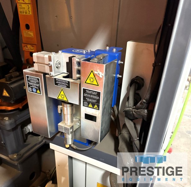 Cloos 6-Axis CNC Welding Robot Micro Cell, New 2022, 400 Amp, Wire Feeder, 2 Position Table, Ref# 43959