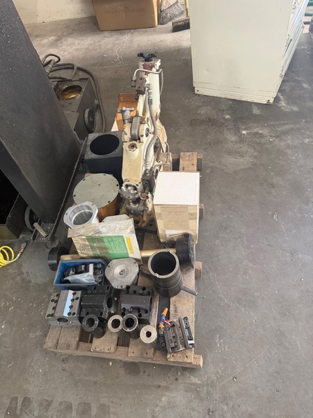 2010 MAZAK QUICK TURN NEXUS 350-II with Steady Rest, Follow Rest, and Toolholder Package.